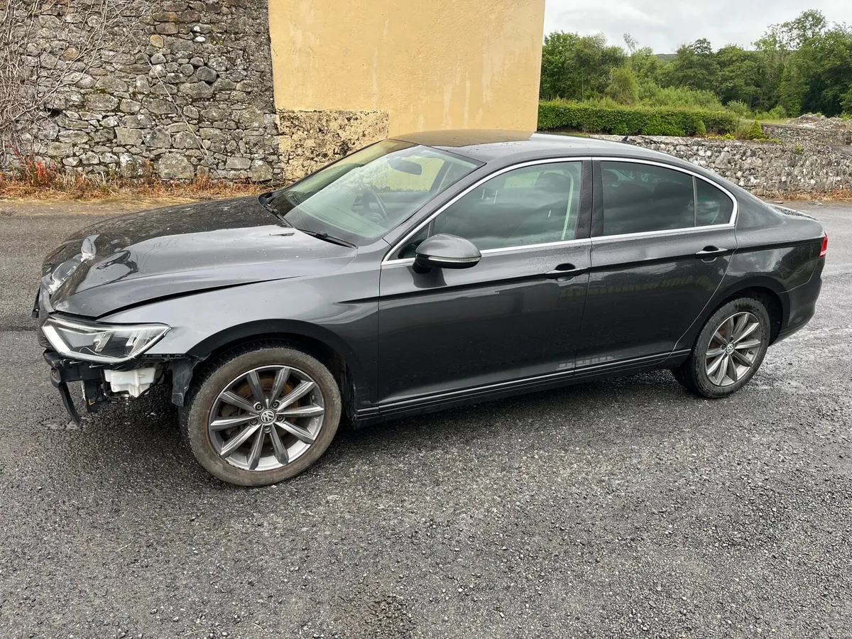 2017 Vw Passat 2 litre tdi business model - Image 4