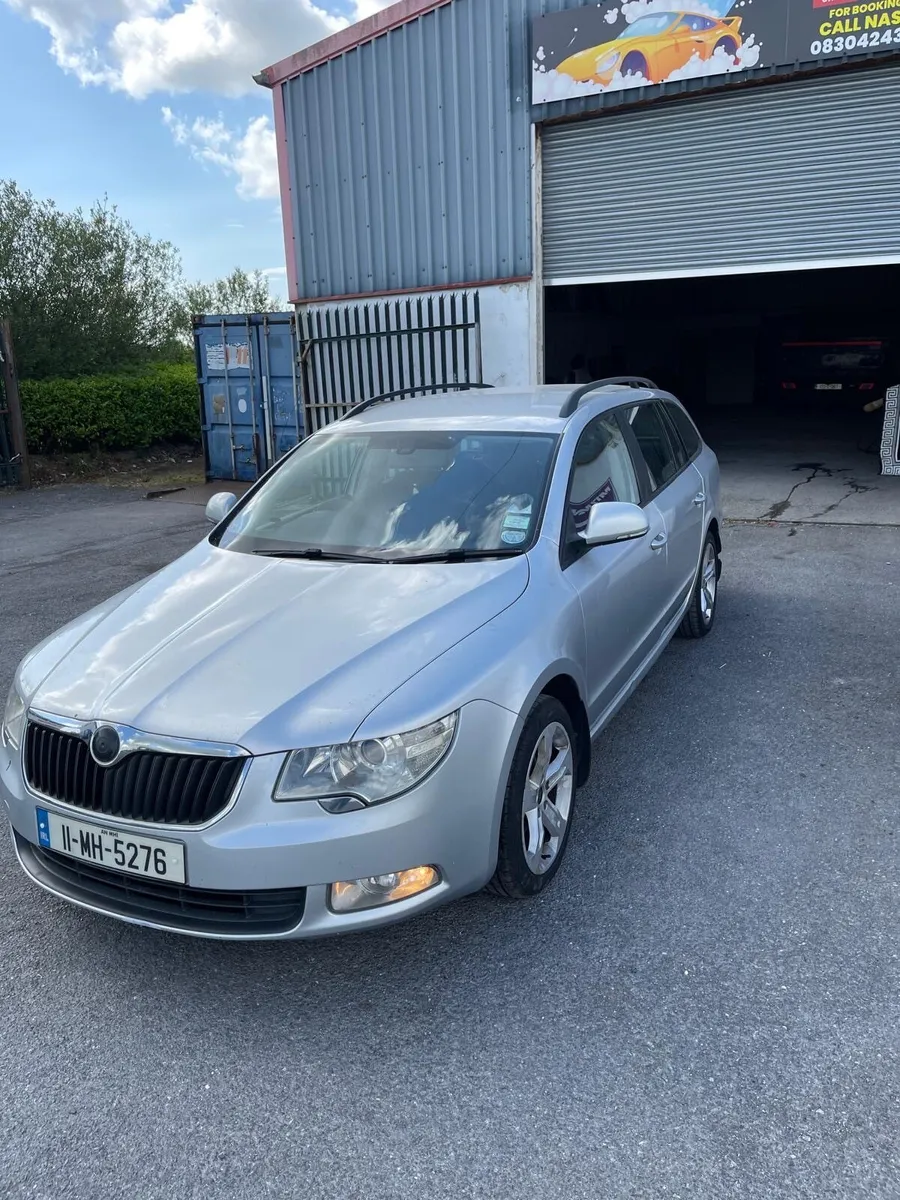 Skoda Superb 2011 - Image 1