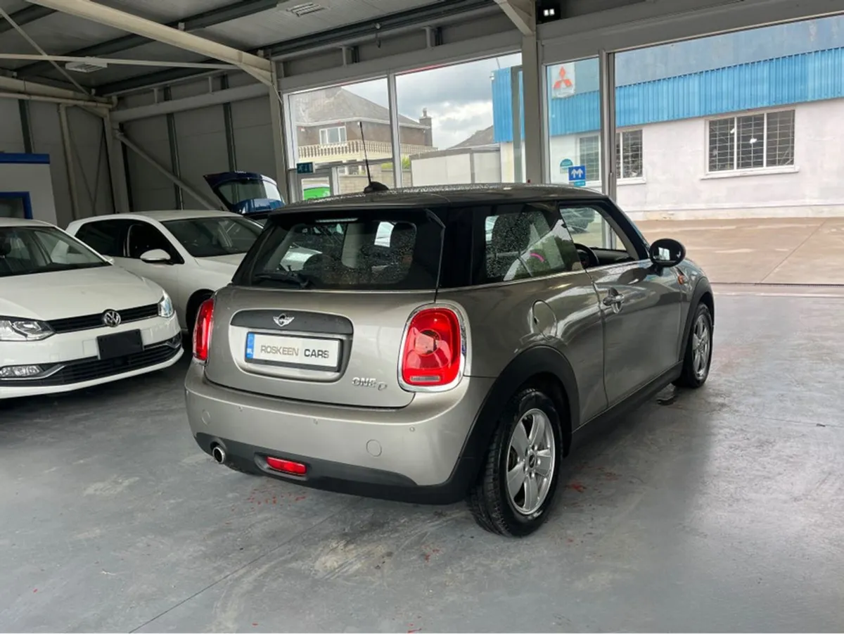 MINI HATCH 1.5 Diesel Xn12 2DR ONE - Image 4