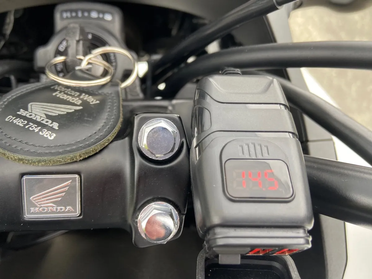 2016 Honda nc 750 x   💥8900 miles💥 - Image 2