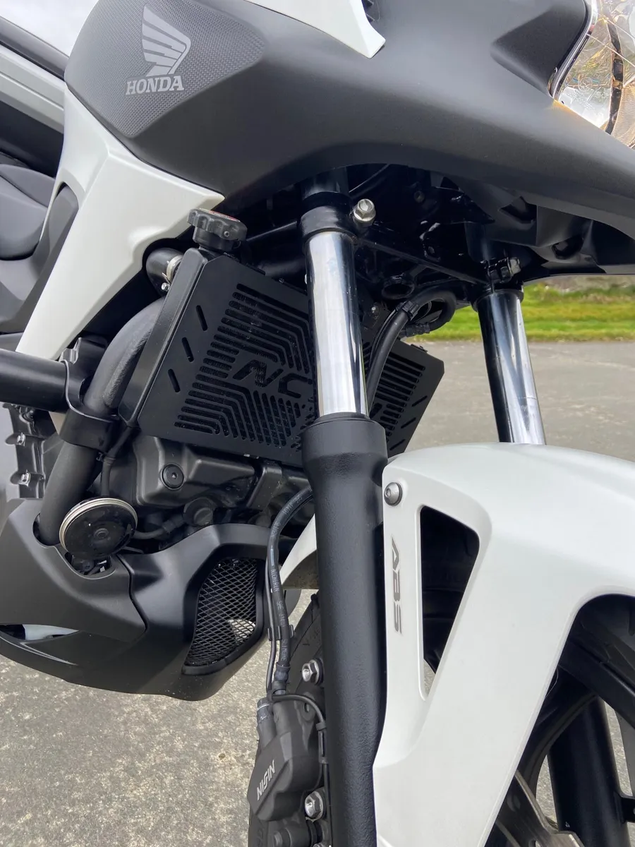 2016 Honda nc 750 x   💥8900 miles💥  ( may rise ) - Image 4