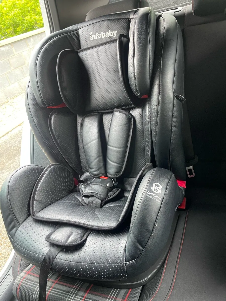 Child seat - Image 1