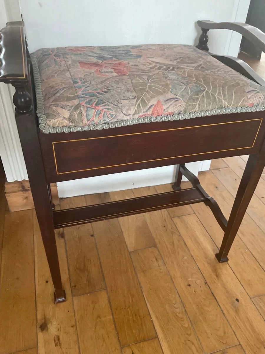 Antique inlaid panio stool in perfect condition - Image 1