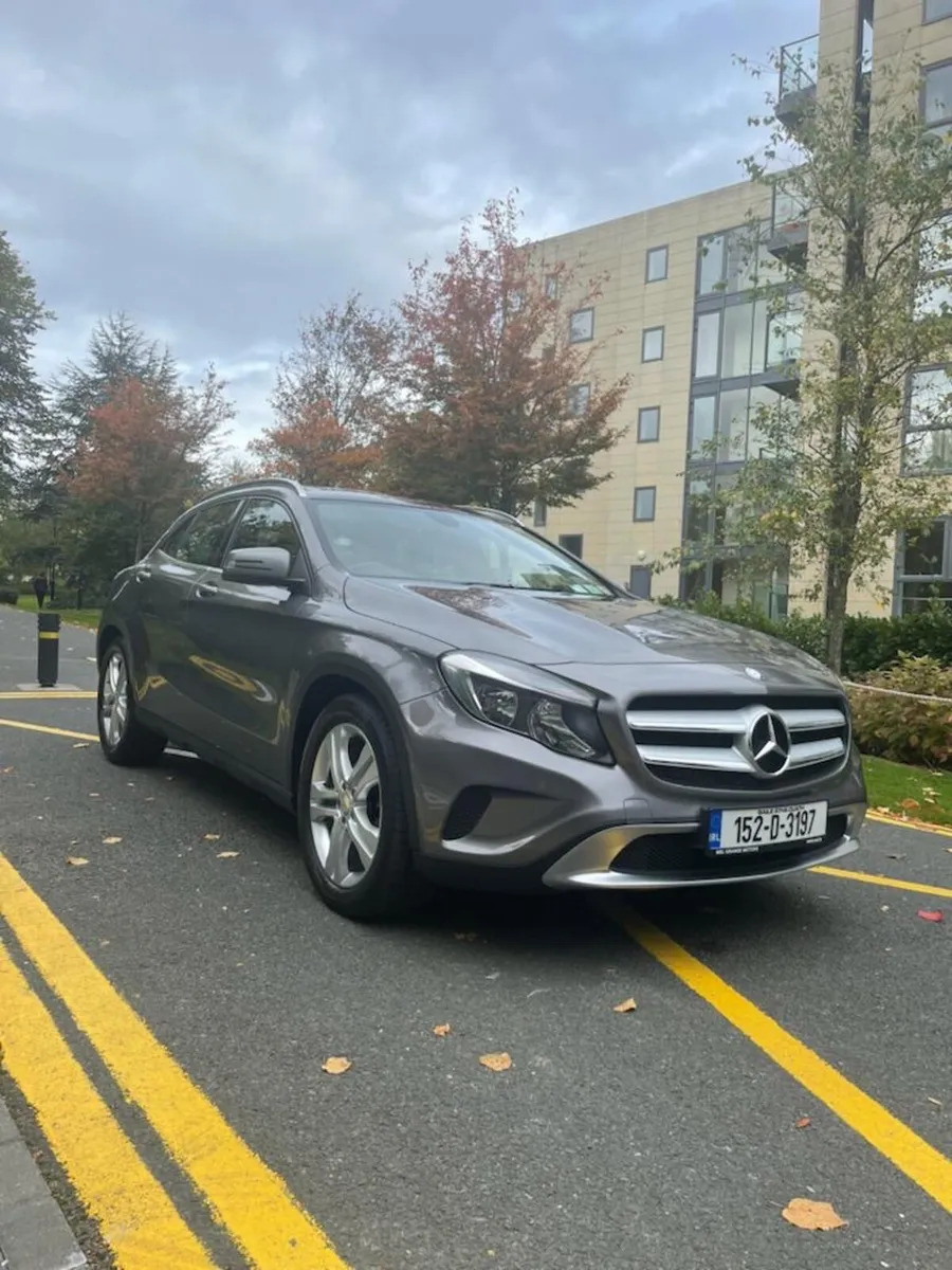 2015 Mercedes-Benz GLA 220 4Matic - Image 3