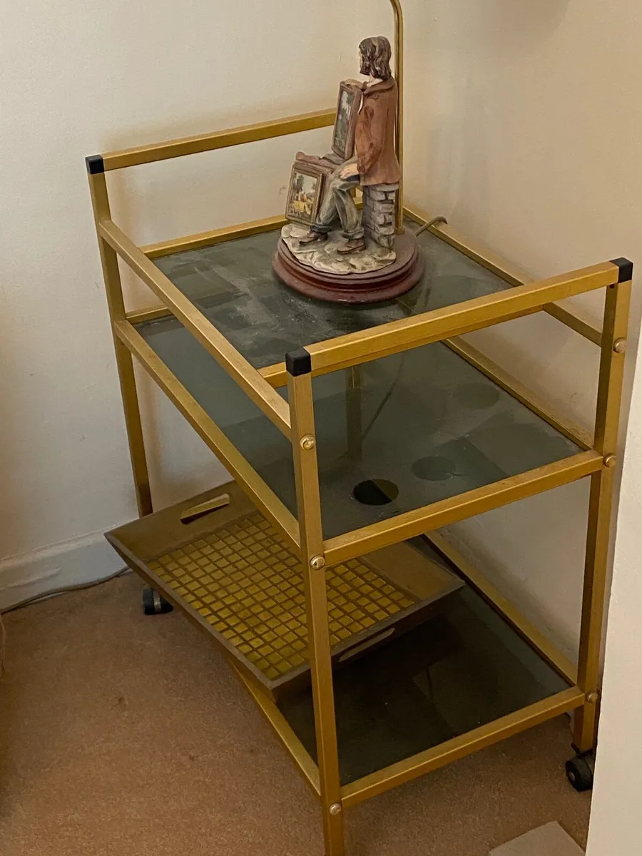 Drinks trolley