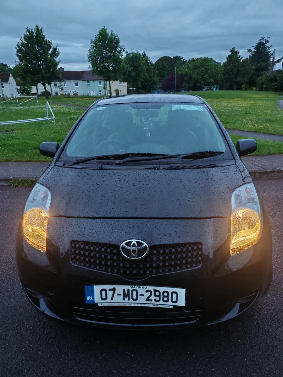 Toyota Yaris 2007 1.0L - Image 1