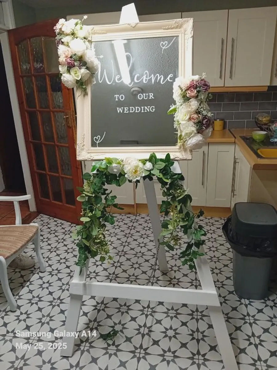 Wedding Items - Image 1