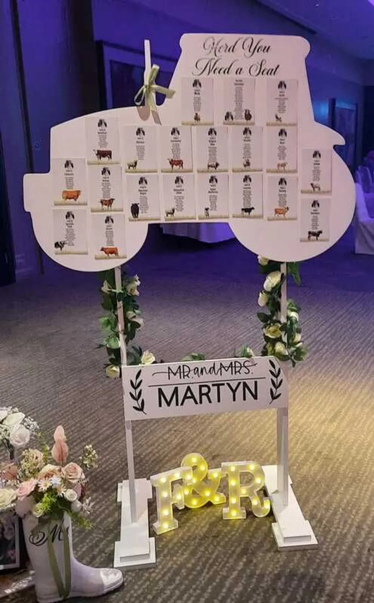 Wedding Items - Image 3