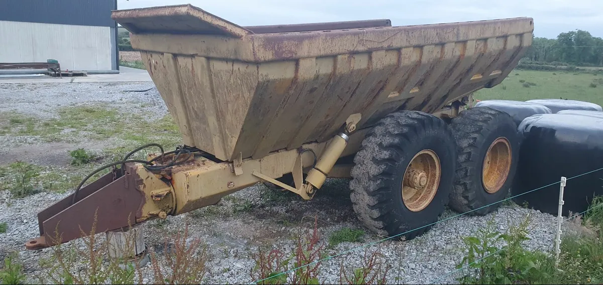 Volvo BM dump trailer - Image 1