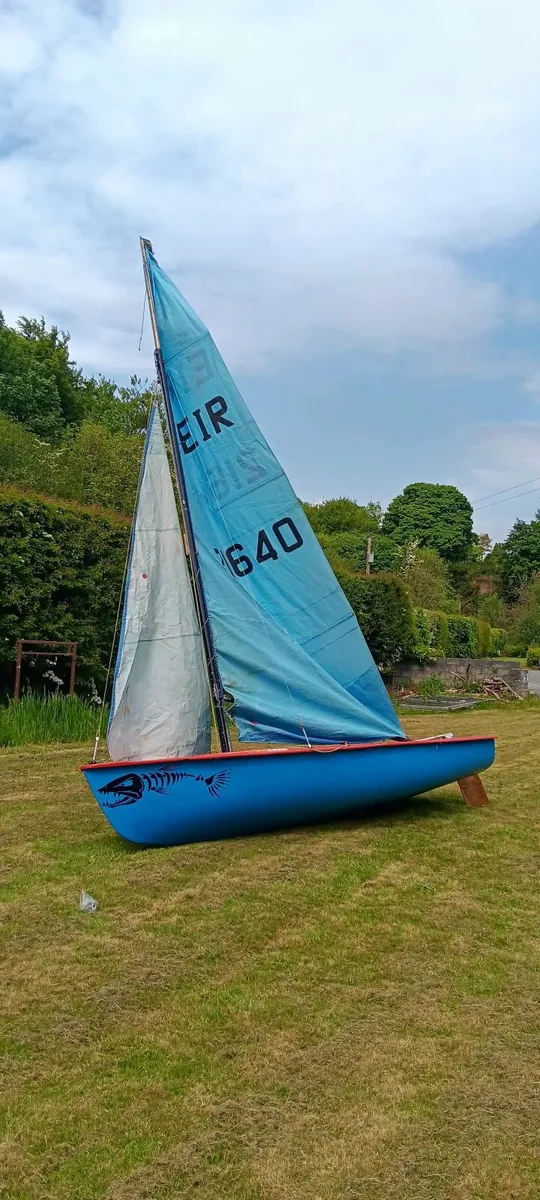 Day Sailing boat - Image 1