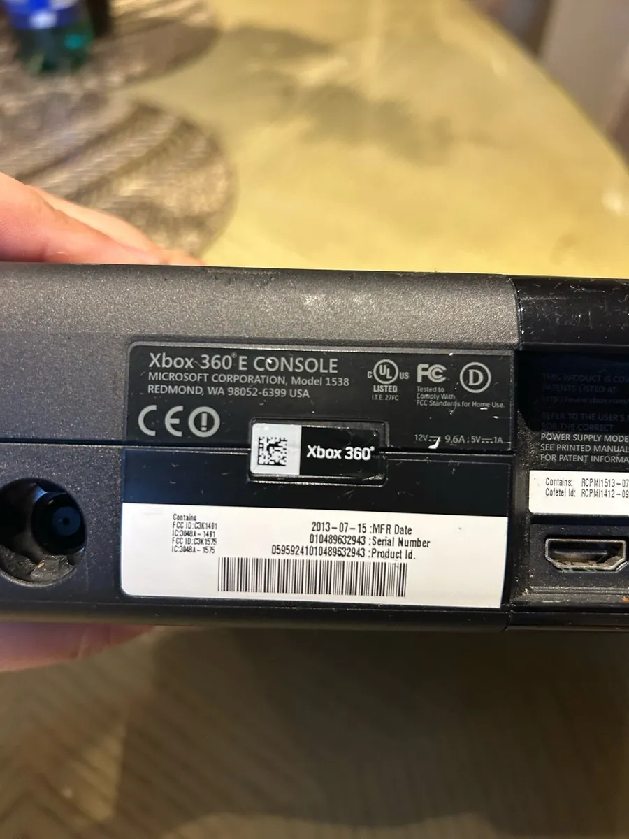 X box 360E - Image 3