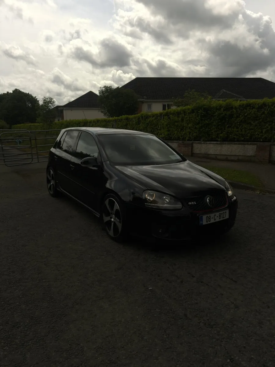 Volkswagen Golf 2008 - Image 1