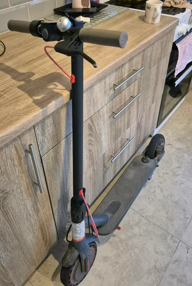 electric scooter working comes with - Image 4