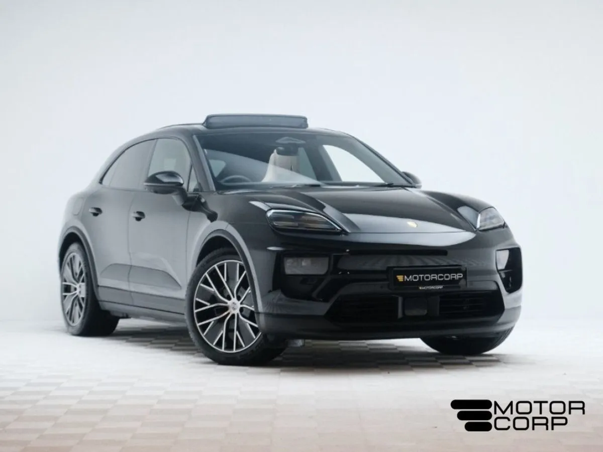Porsche Macan 4  huge Spec - Image 1