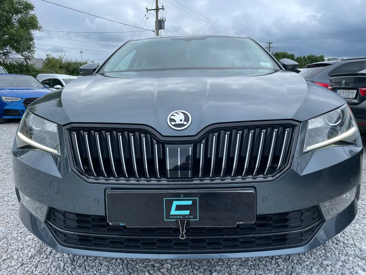Skoda Superb Sport - Image 4