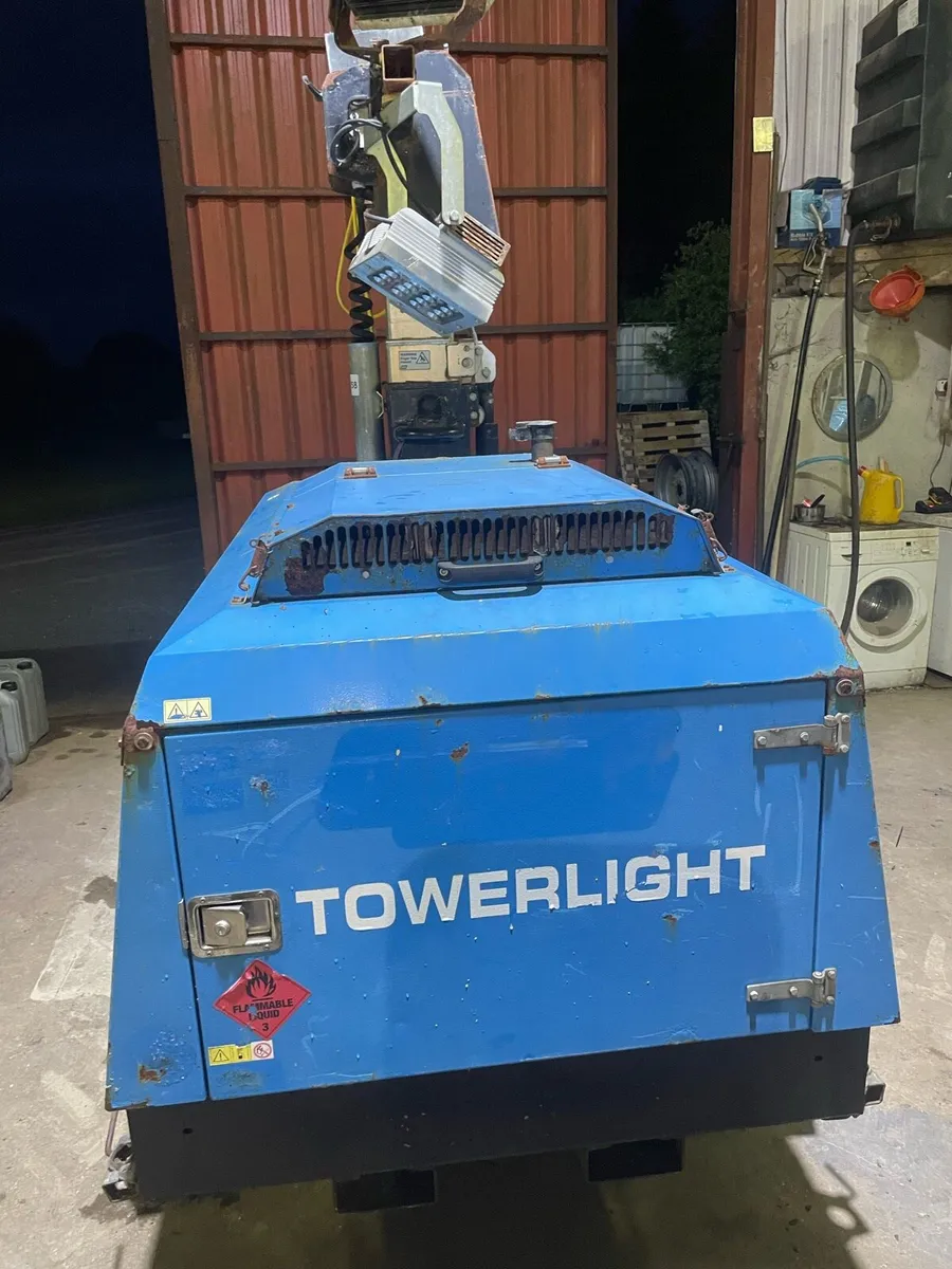 Tower light/ generator - Image 4