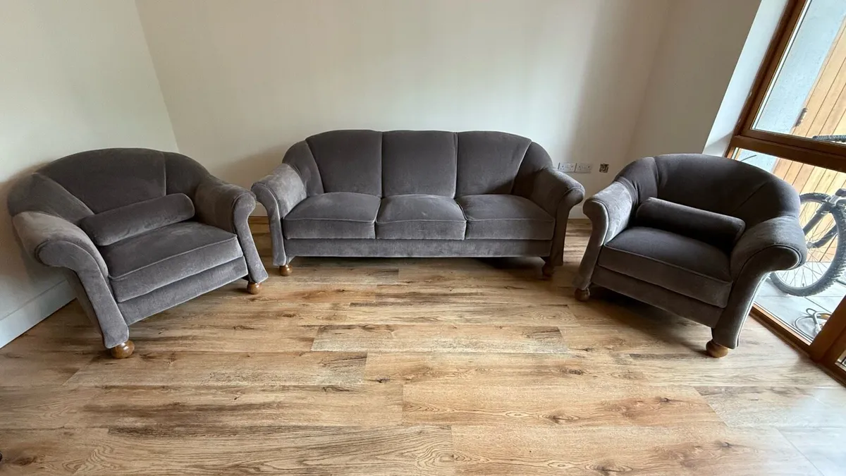 3+1+1 Grey sofa bundle - Image 1