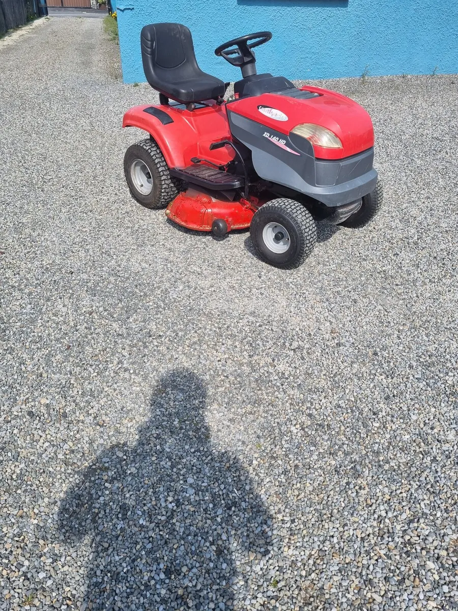 Castle garden xdc 140 hd mower for sale - Image 1