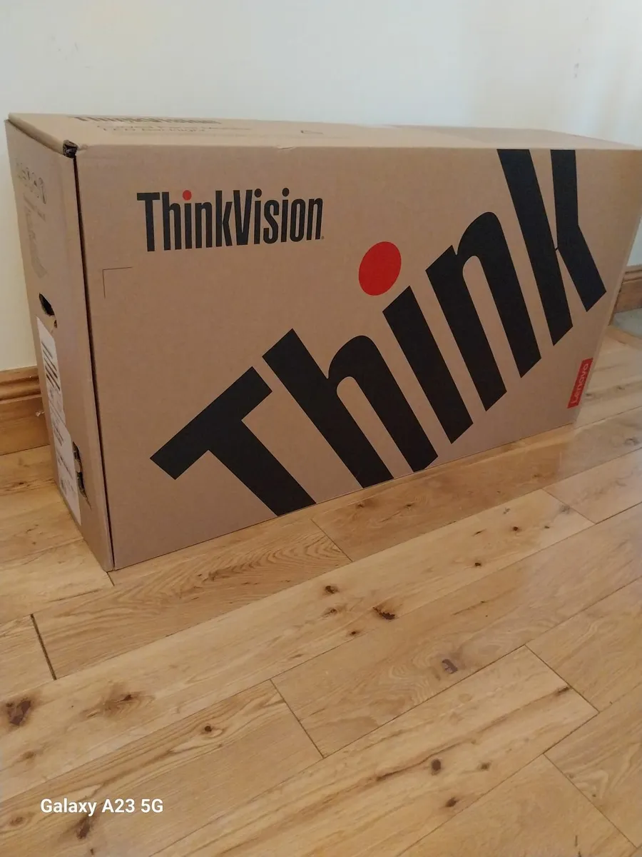 Curved Monitor - Image 2