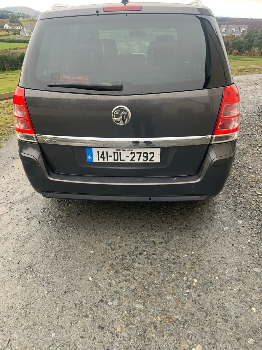 Car - Image 2