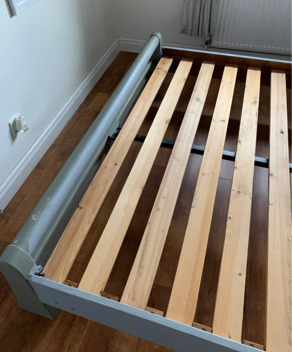 Extremely Solid King Size Wooden Sleigh Bed Frame - Image 3