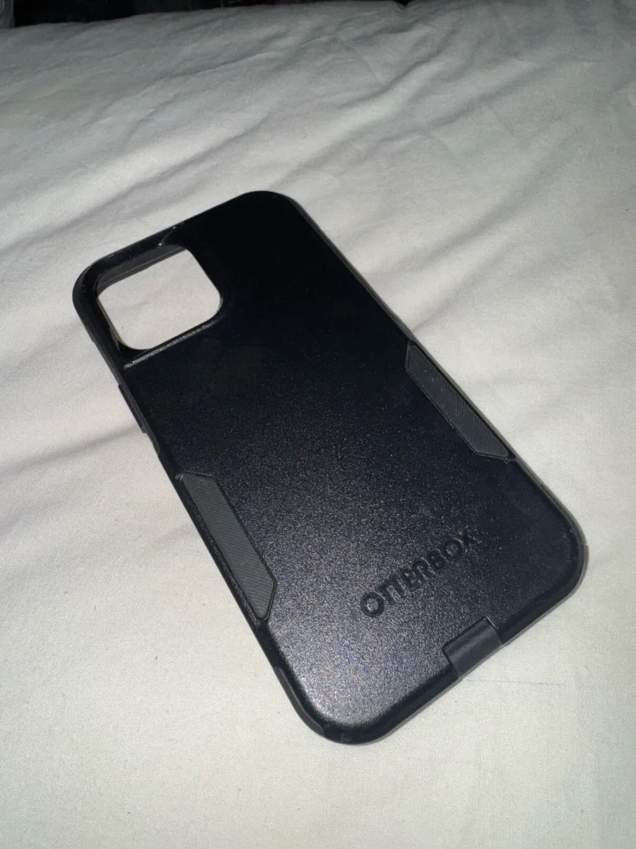 iPhone 12 Pro Max Otterbox Symmetry Case - Image 1