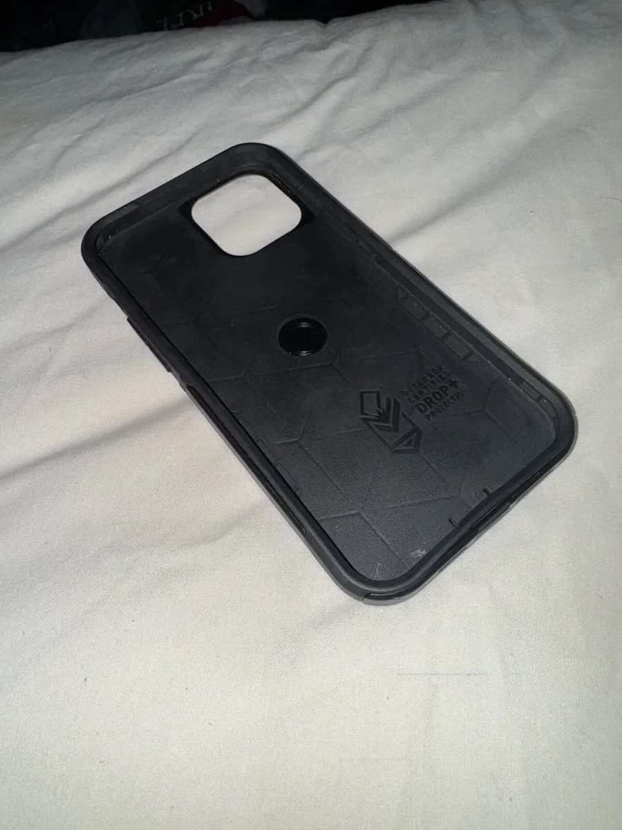 iPhone 12 Pro Max Otterbox Symmetry Case - Image 2