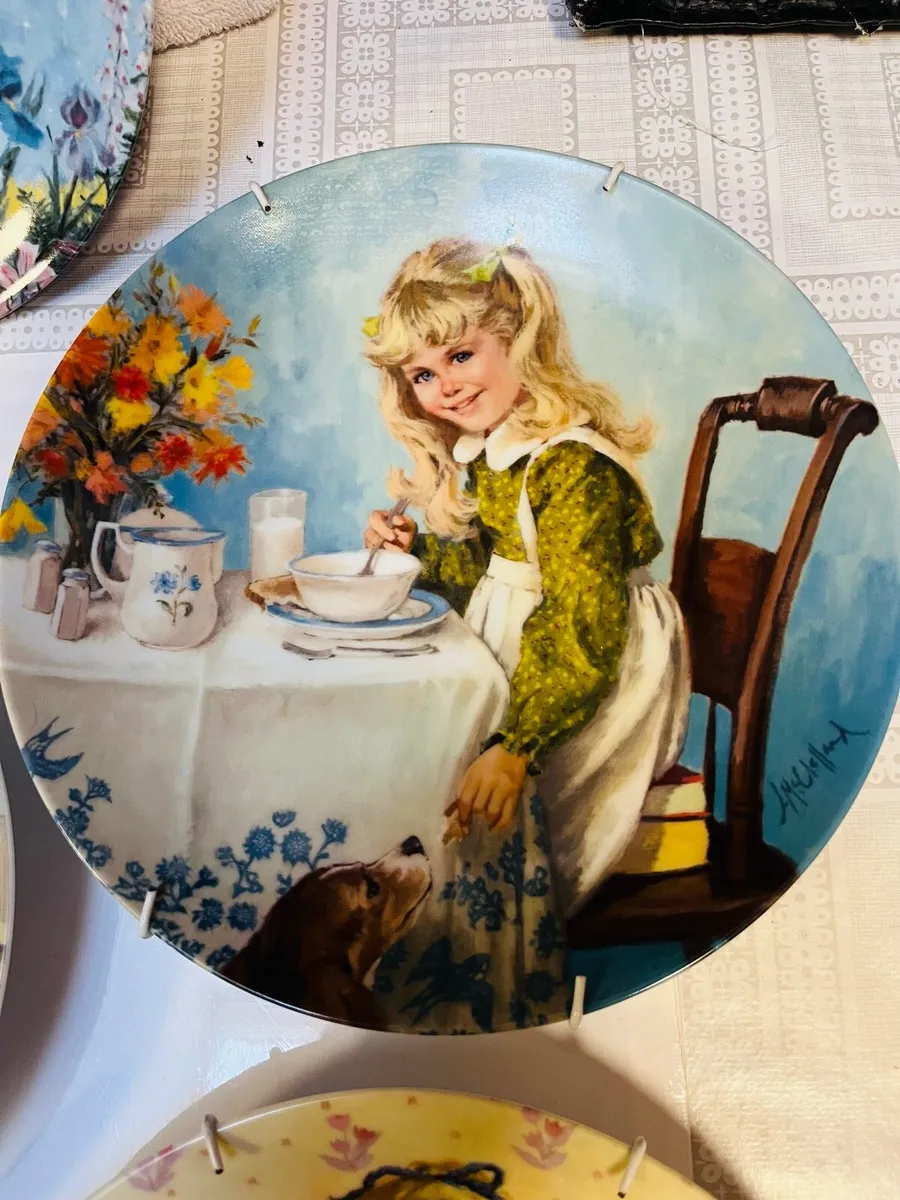 RECO Decorative Plates. Bundle of 7. - Image 4