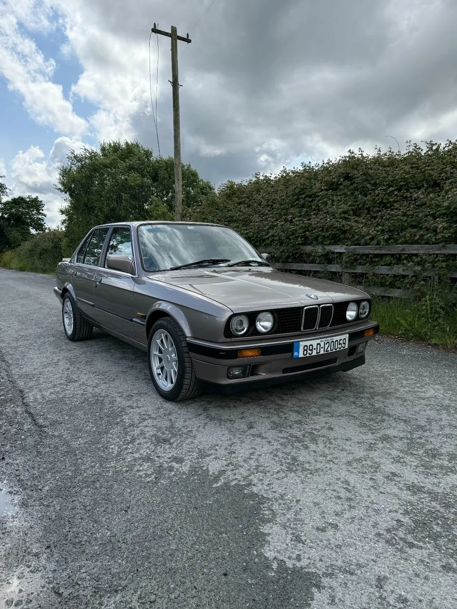 1989 BMW E30 320i - Image 1