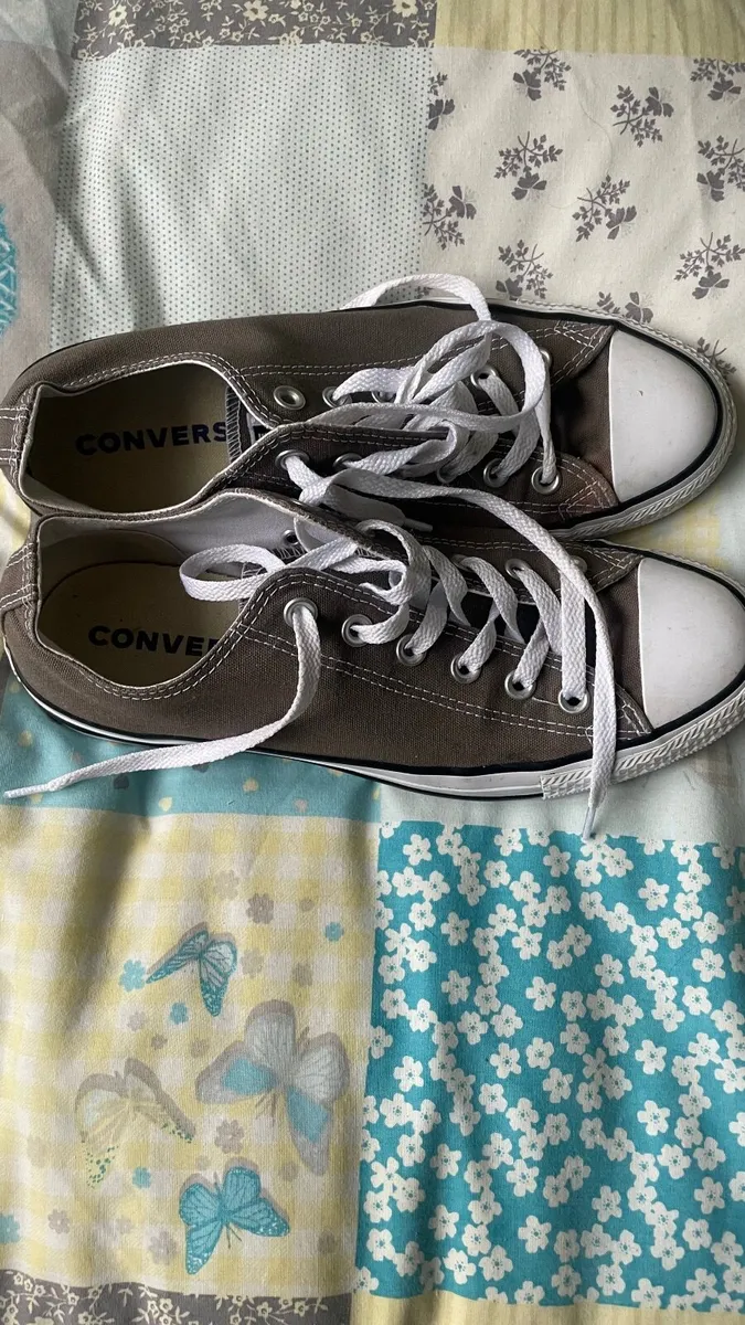 Grey converse 8 - Image 1