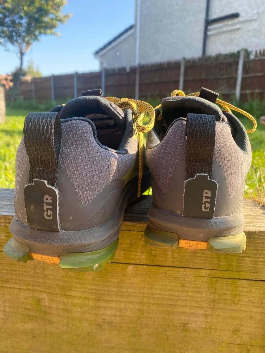 Altra Running Lone Peak 9 Waterproof Low - Image 1