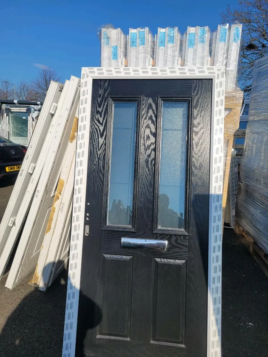 Toms pvc doors D22PP30 - Image 1