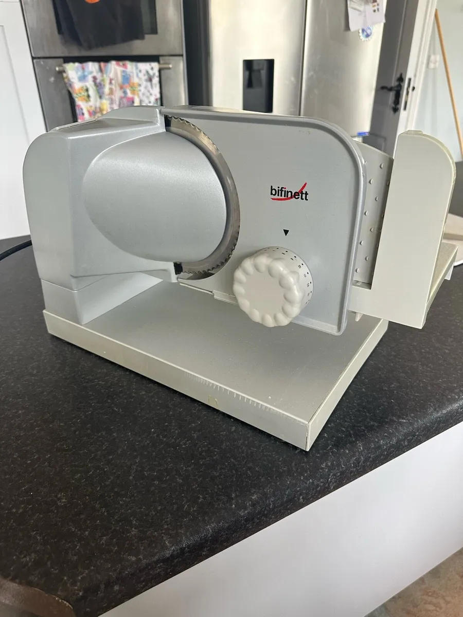Meat slicer - Image 1