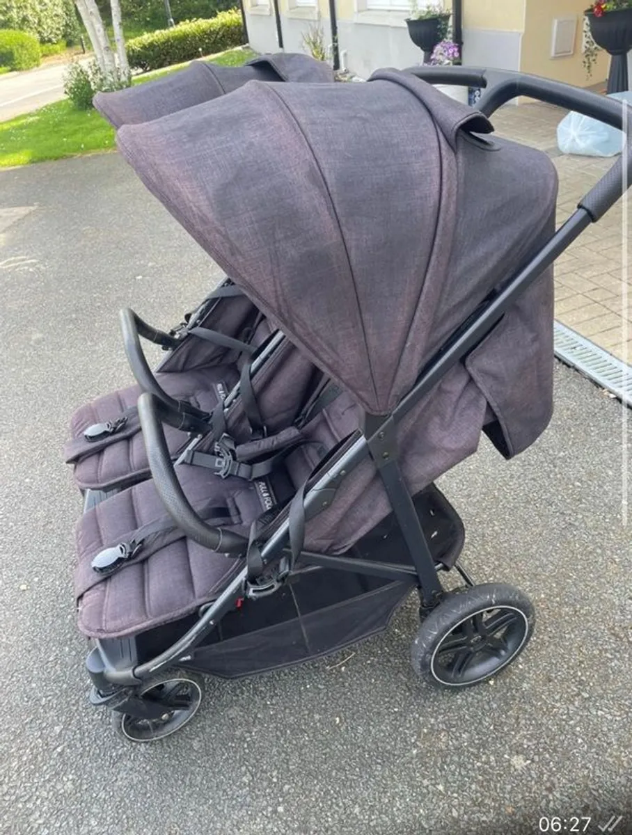 Uptown Twin Buggy  Double Stroller Great Condition, Lightly Used - Image 2