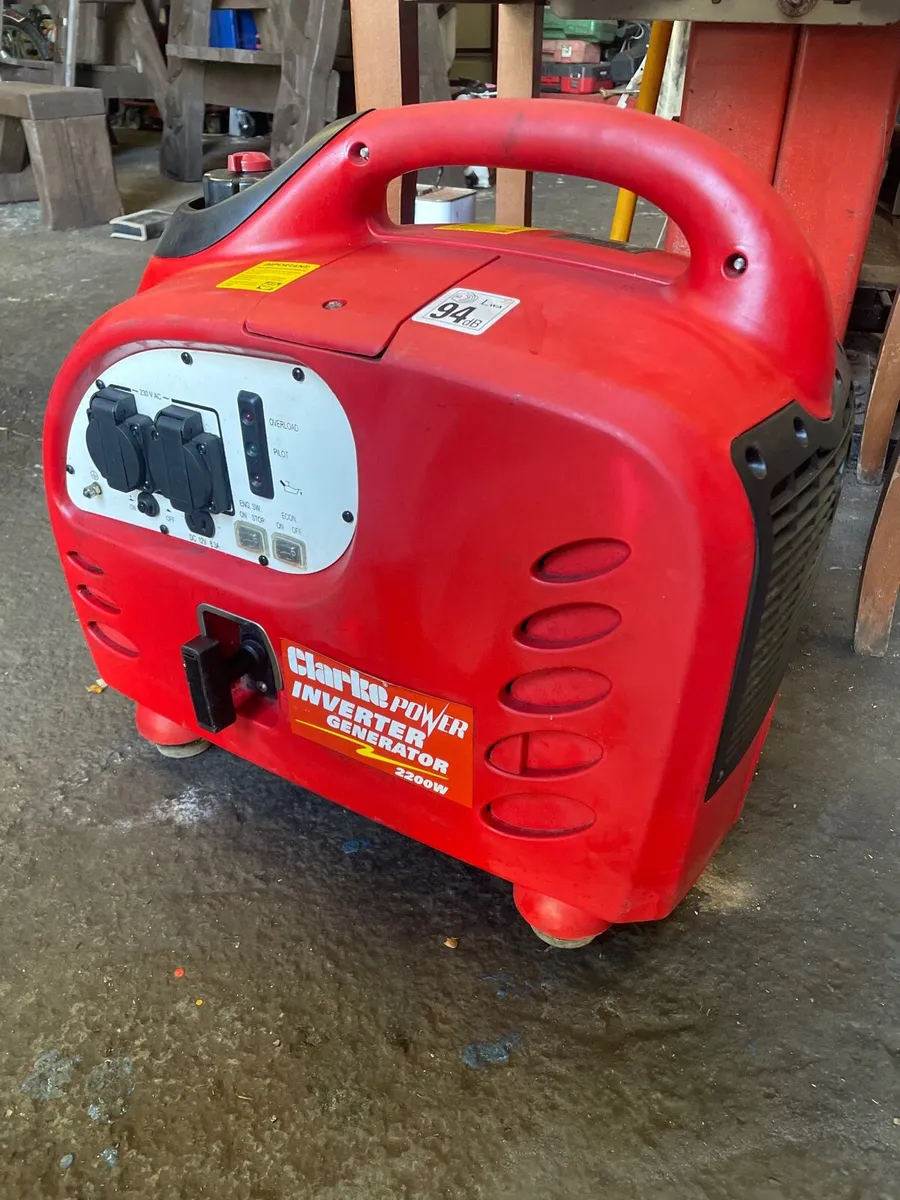 Large Clarke silent petrol generator - Image 2