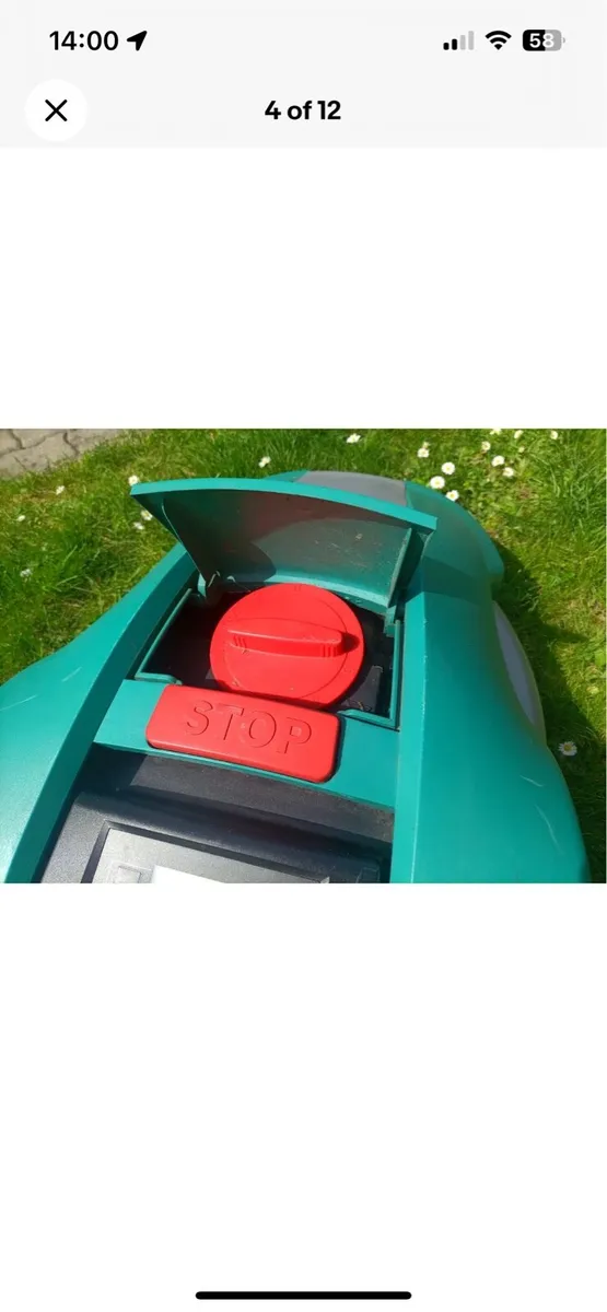 Bosch Indego 800 Robotic Lawnmower - SPARES OR REP - Image 4