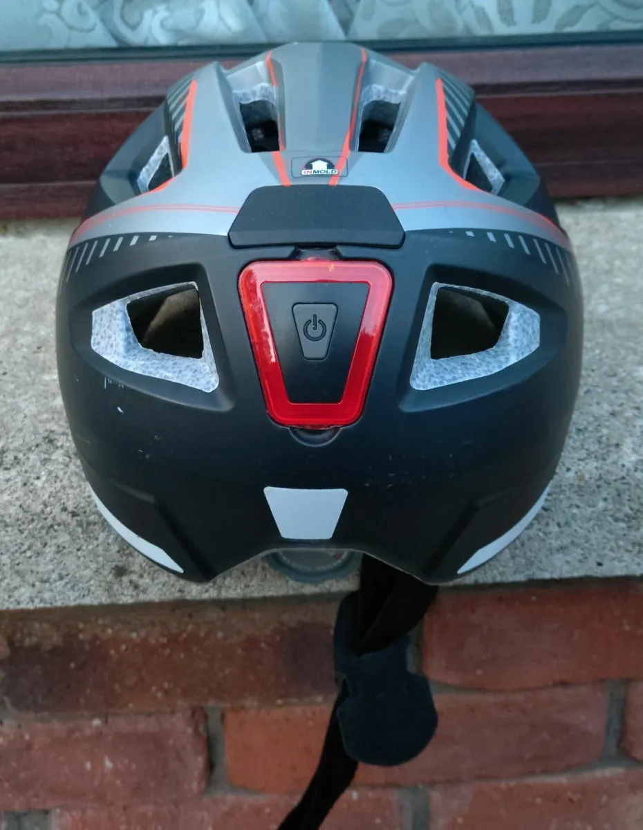 BIKEMATE BYCYCLE HELMET (USED). - Image 2