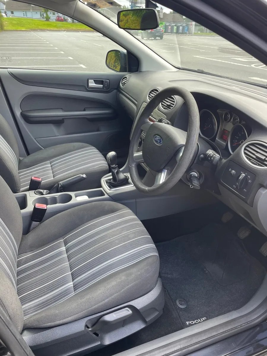Ford Focus 2009 - Image 4