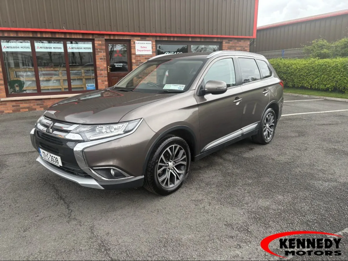 Mitsubishi Outlander Outl 16my 4WD 6 6MT 7S 4DR - Image 1