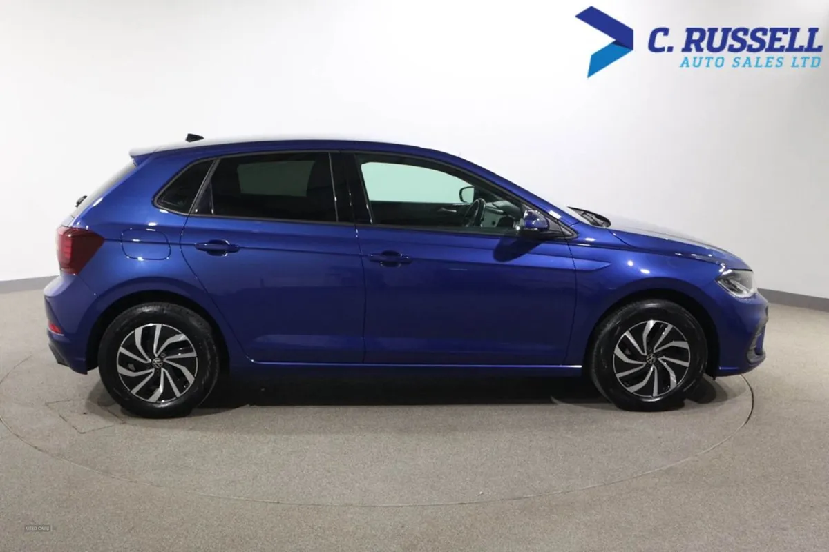 Volkswagen Polo Hatchback - Image 4