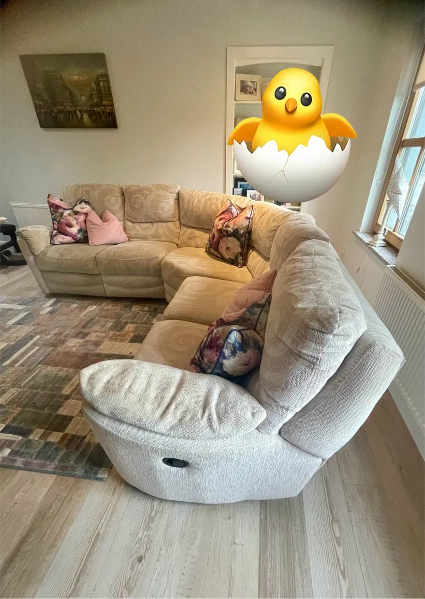 Corner couch - Image 2