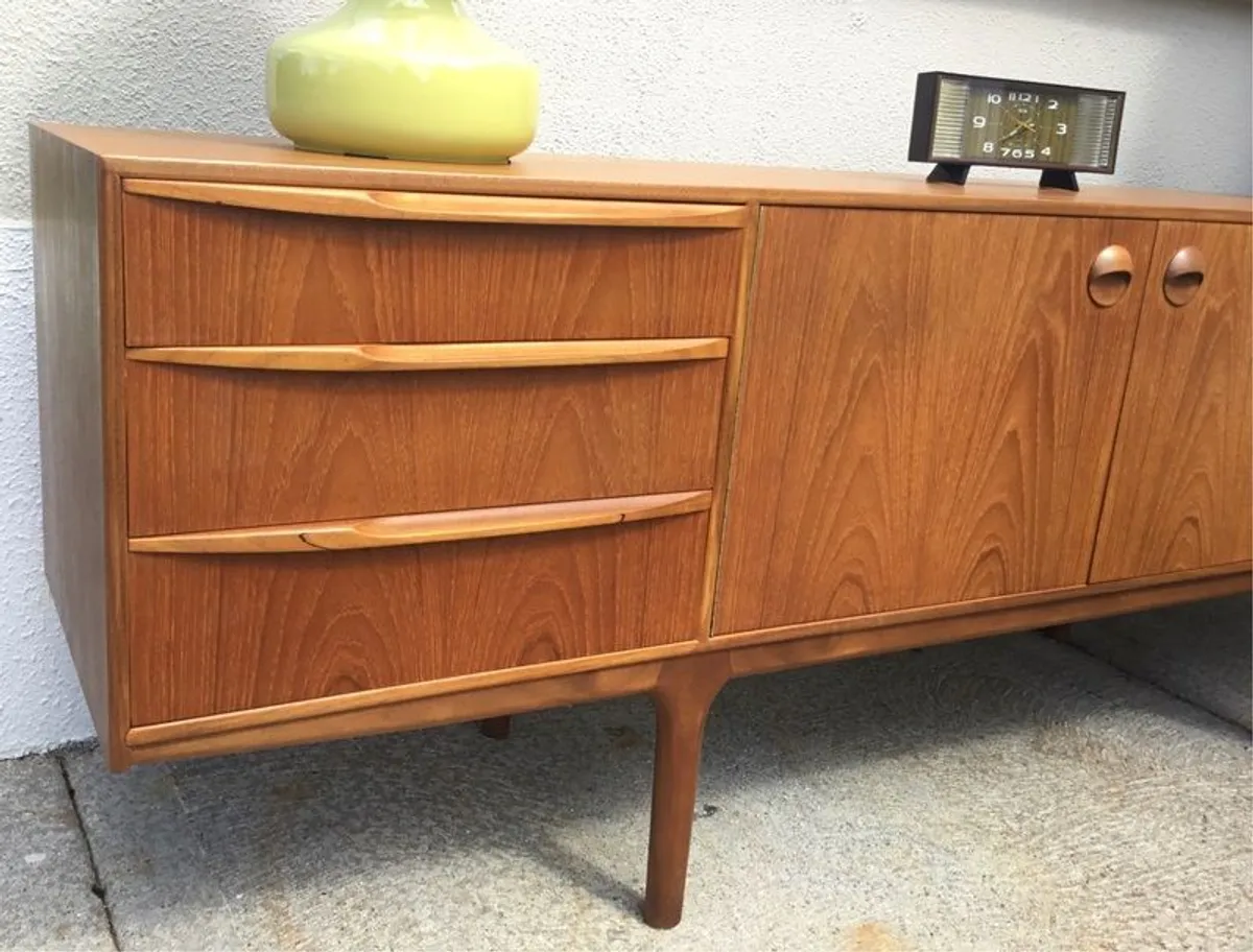 Mid Century Vintage Retro McIntosh Sideboard - Image 2