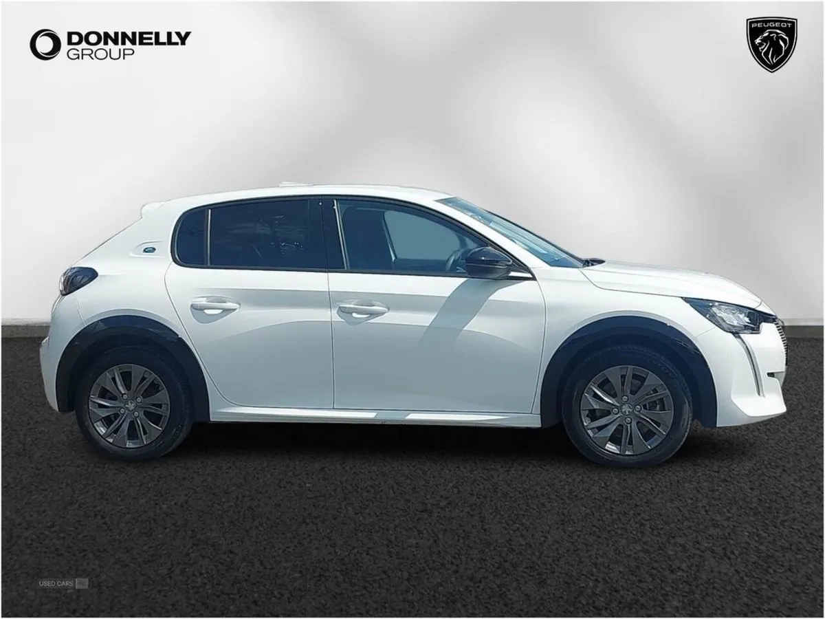 Peugeot 208 100kW Allure Premium 50kwh 5dr Auto - Image 3