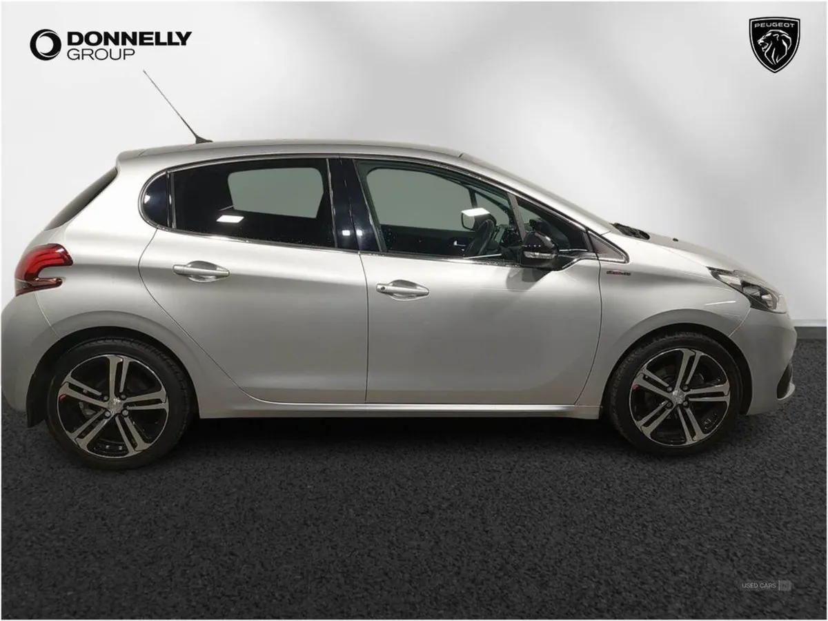 Peugeot 208 1.2 Puretech 110 GT Line 5dr Eat6 - Image 3