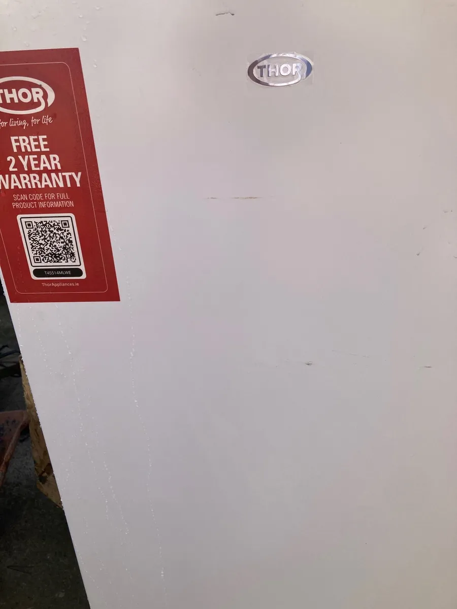 Fridge. - Image 3