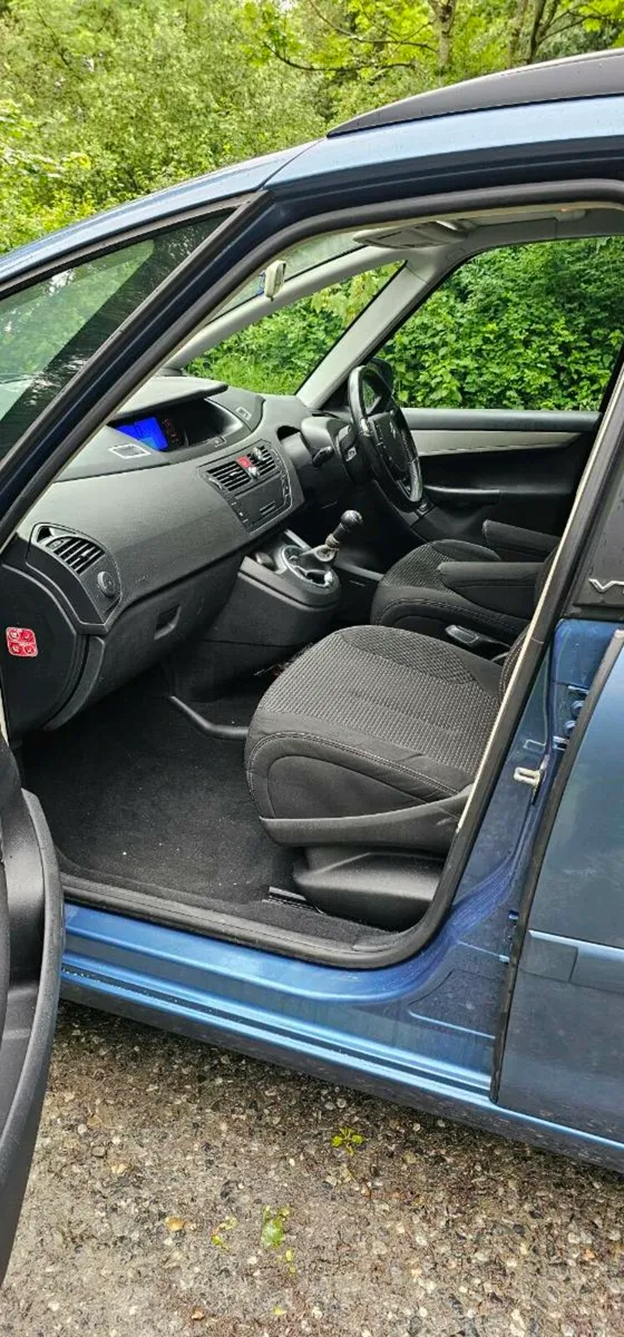 7 Seater C4 Picasso - Image 2