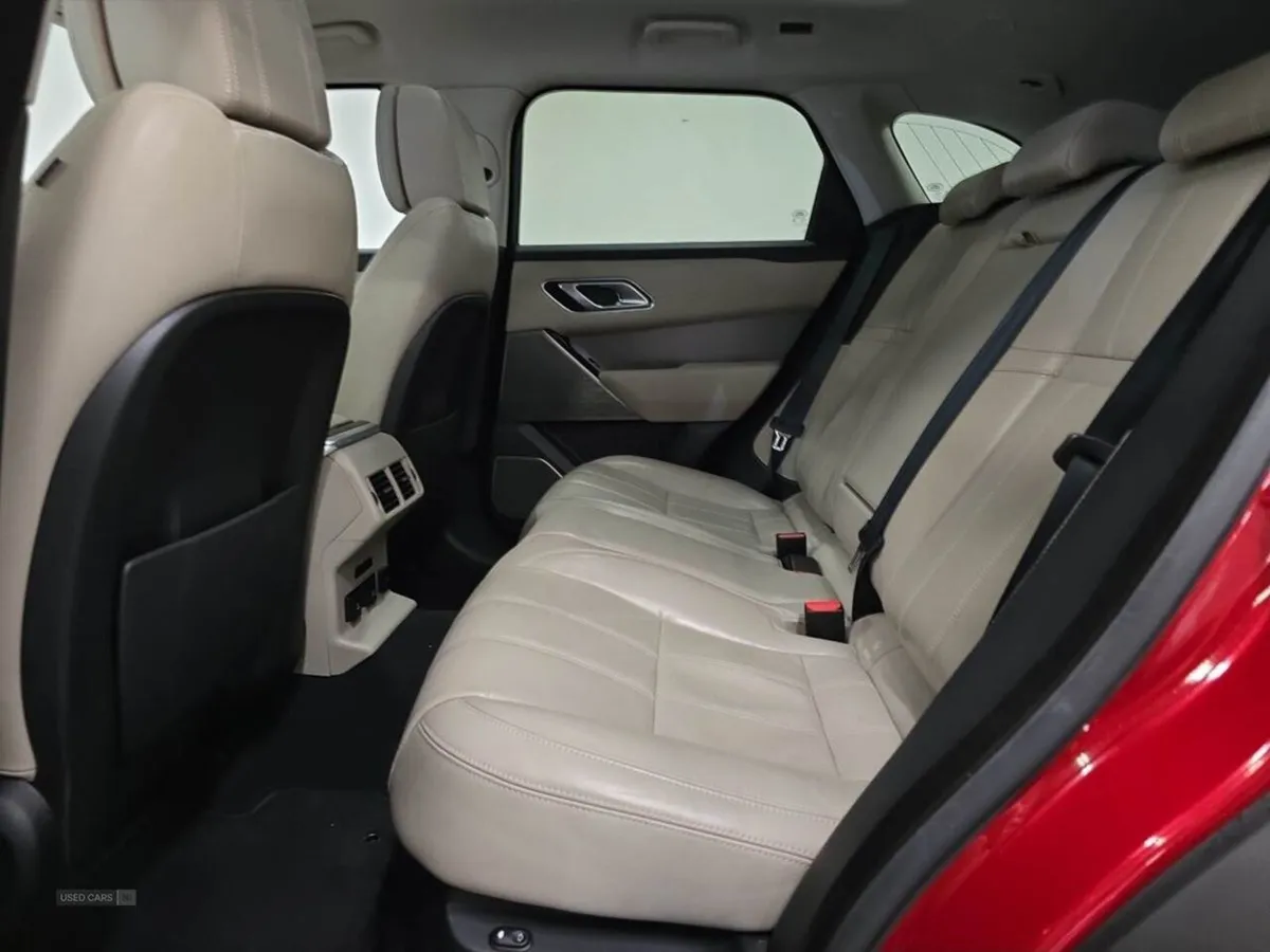 Land Rover Range Rover Velar 2.0 D200 HSE 5dr Auto - Image 4