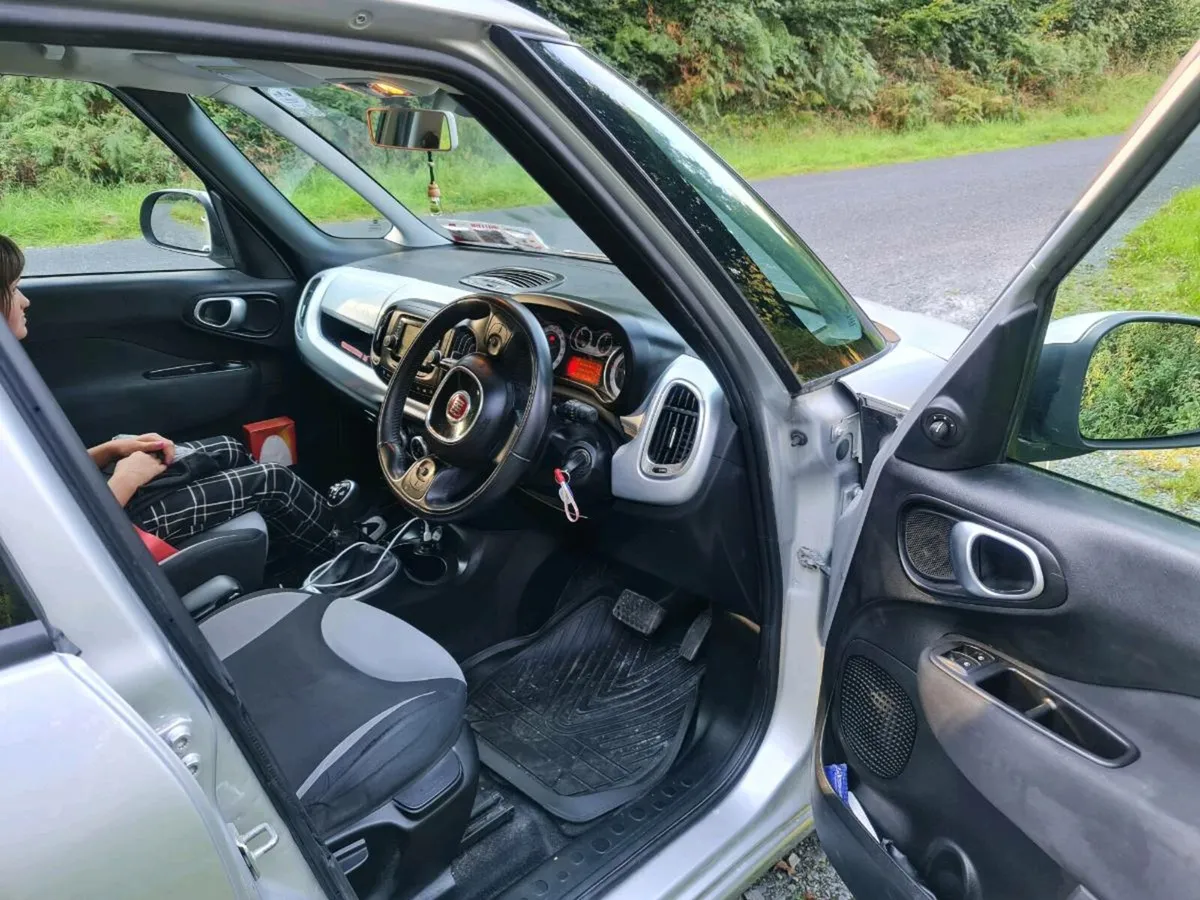 141 Fiat 500L 1.3 Diesel! Automatic! - Image 3