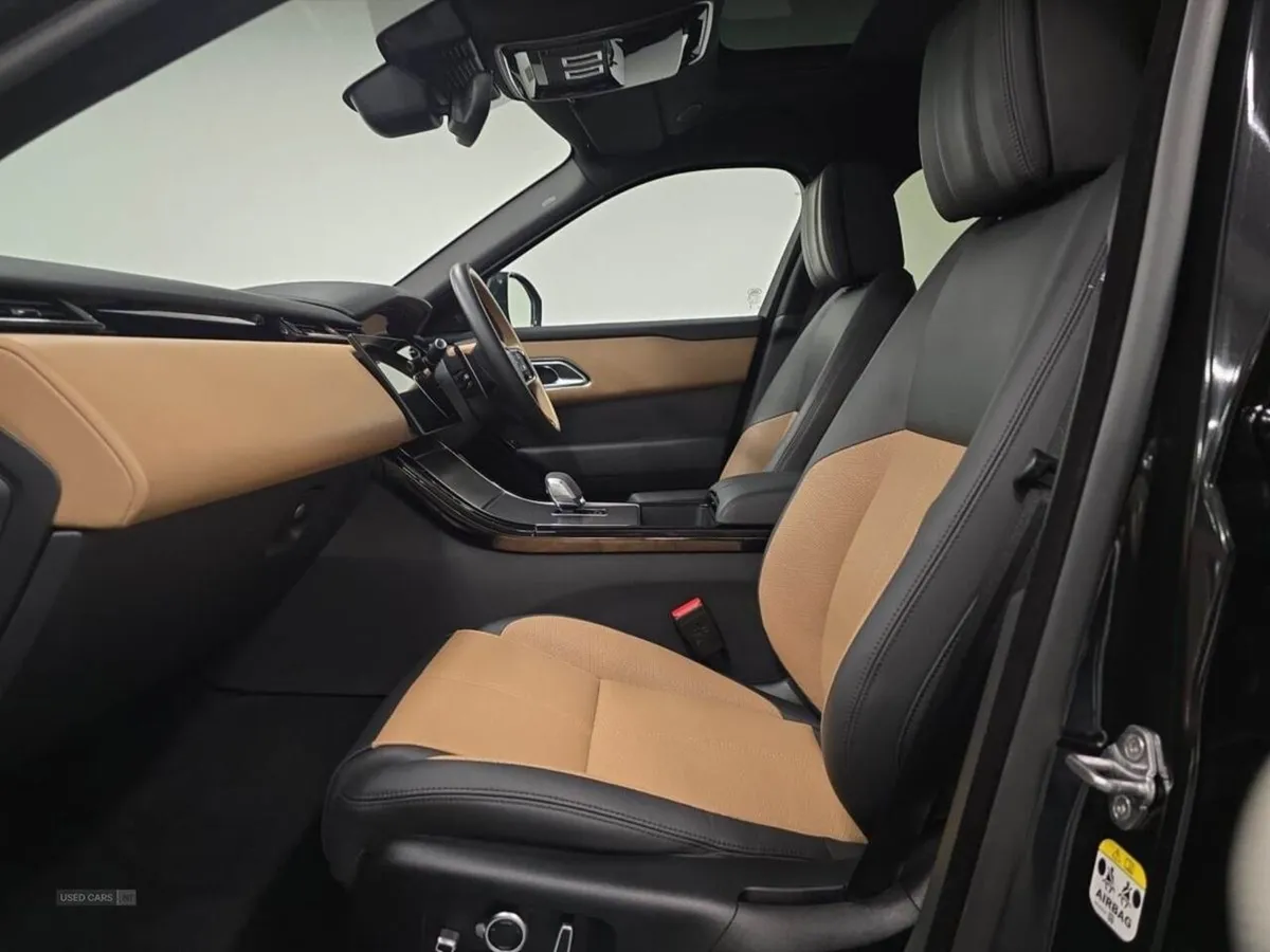 Land Rover Range Rover Velar 2.0 D200 Mhev Dynami - Image 3