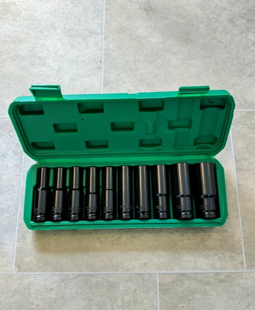 10 piece 1/2 inch impact socket set - Image 2